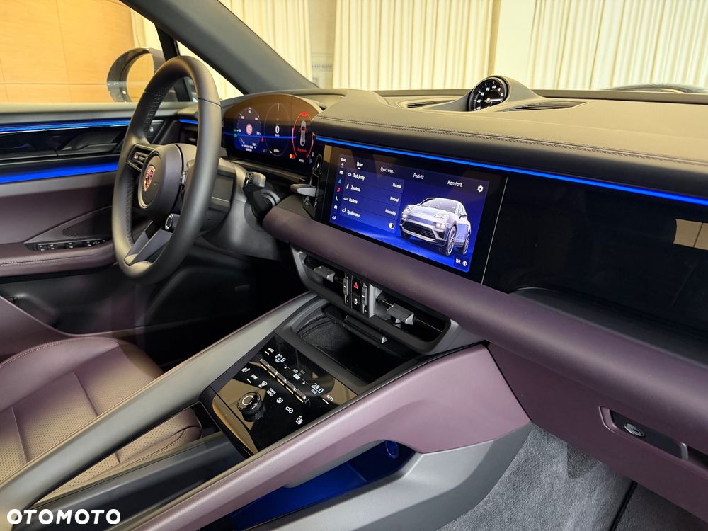 Porsche Macan - 13
