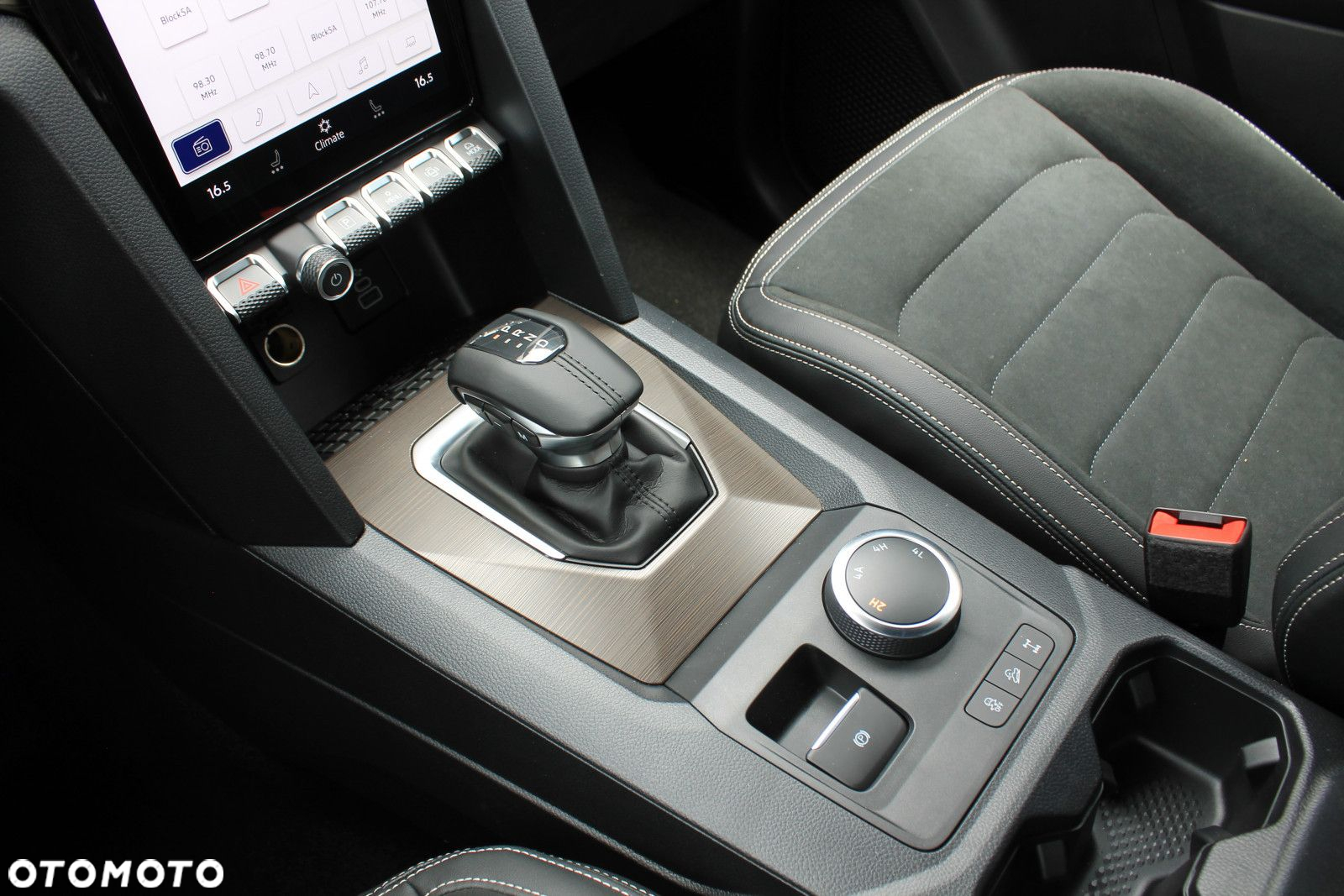 Volkswagen Amarok - 14