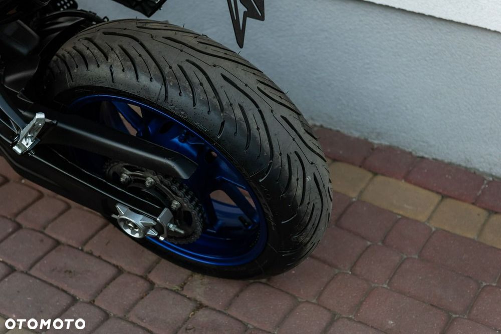 Yamaha MT - 11