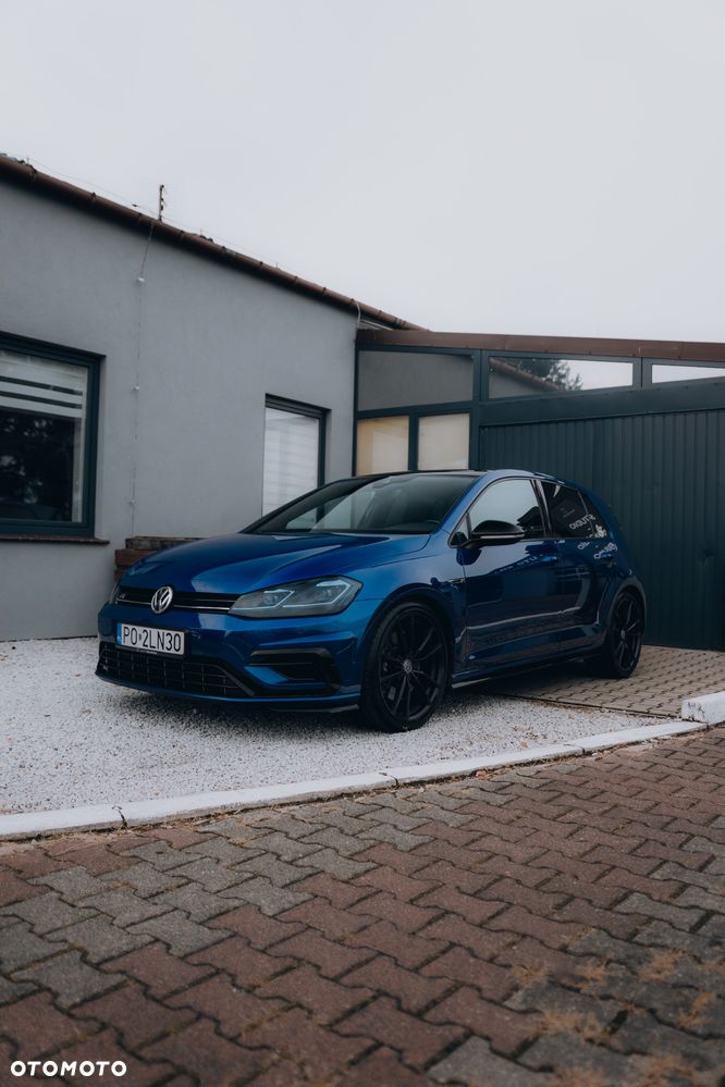 Volkswagen Golf - 15