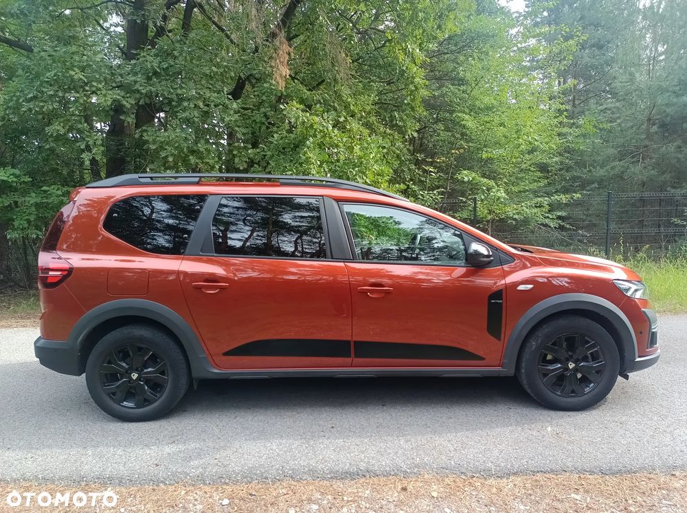 Dacia Jogger 1.0 TCe Comfort 7os - 4