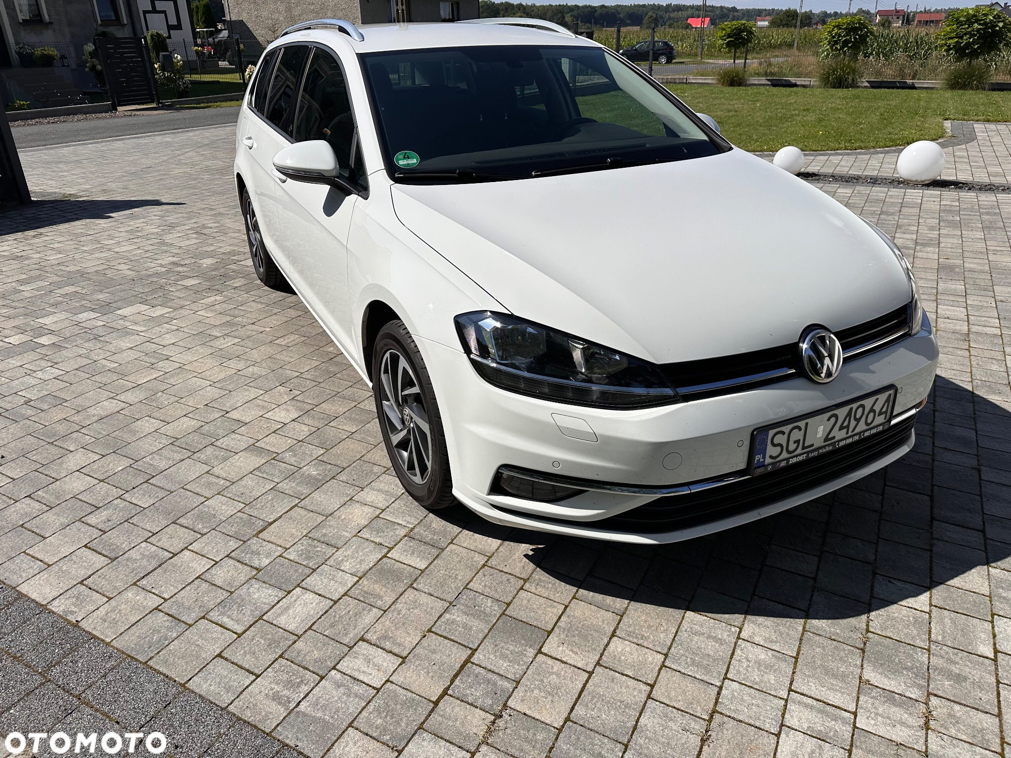 Volkswagen Golf 2.0 TDI DSG Sound - 2