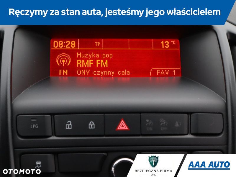 Opel Astra - 16
