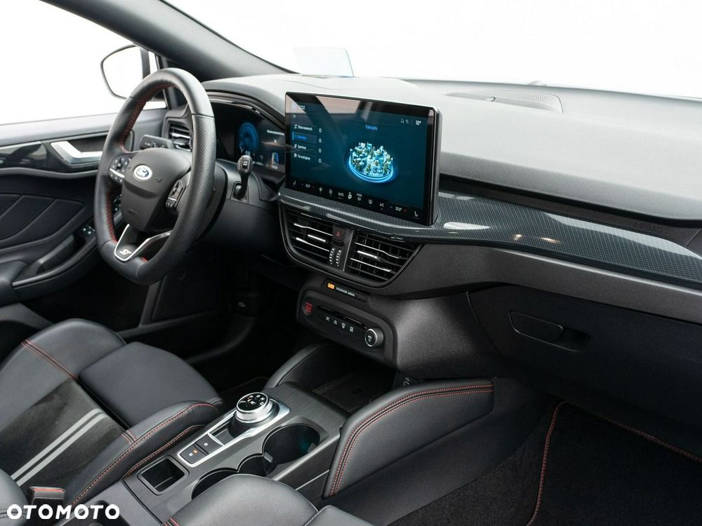 Ford Focus 2.3 EcoBoost ST X - 29