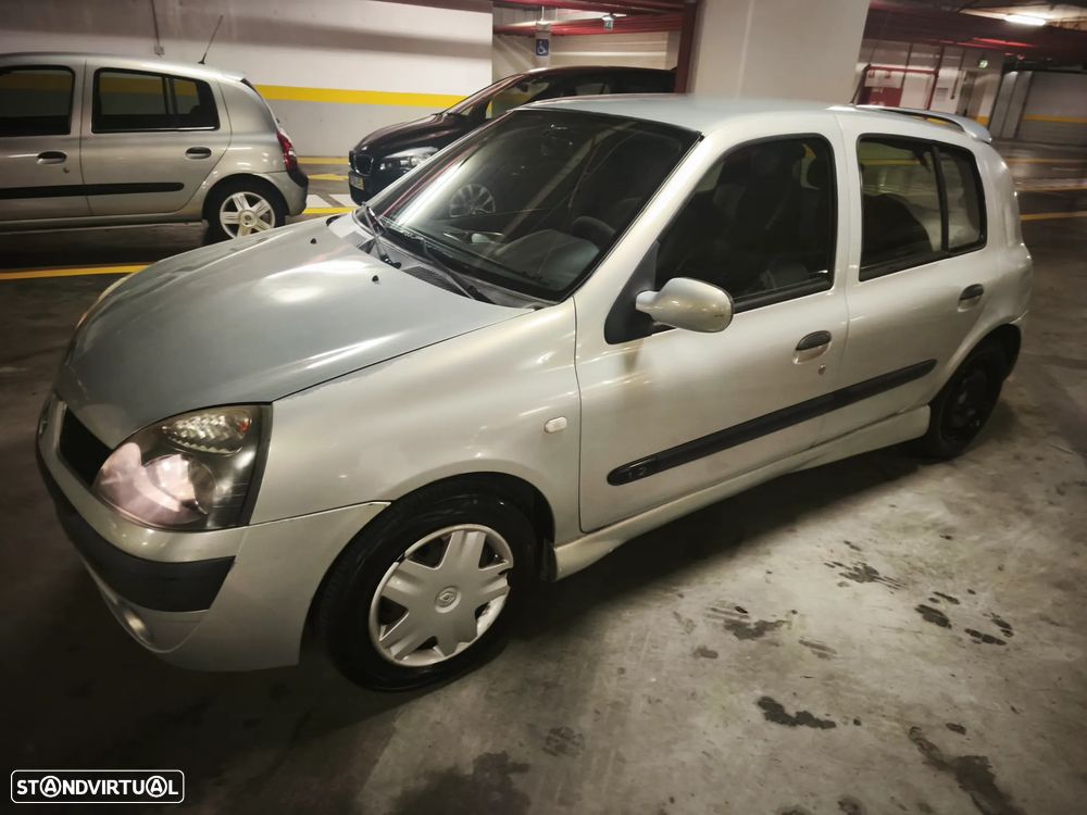 Renault Clio 1.2 Confort Authentique - 6
