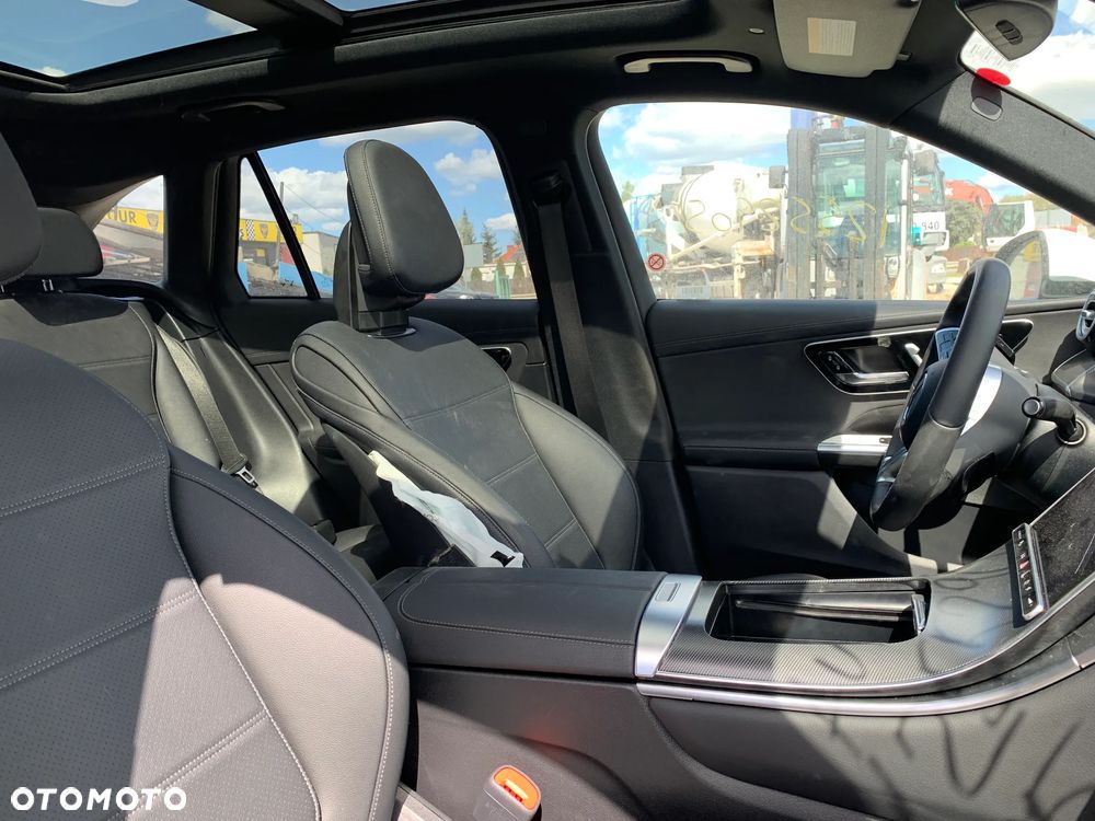 Mercedes-Benz GLC 300 4Matic 9G-TRONIC - 15