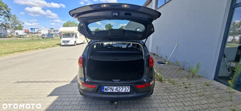 Kia Sportage 2.0 CVVT 2WD Attract - 27