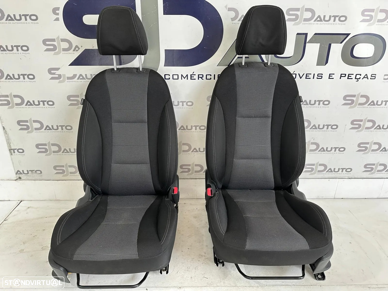 Conjunto Bancos - Hyundai i30 (2014) - 3