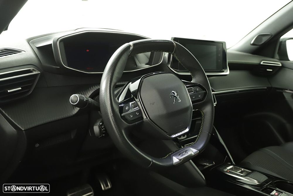 Peugeot 2008 1.2 PureTech GT EAT8 - 7