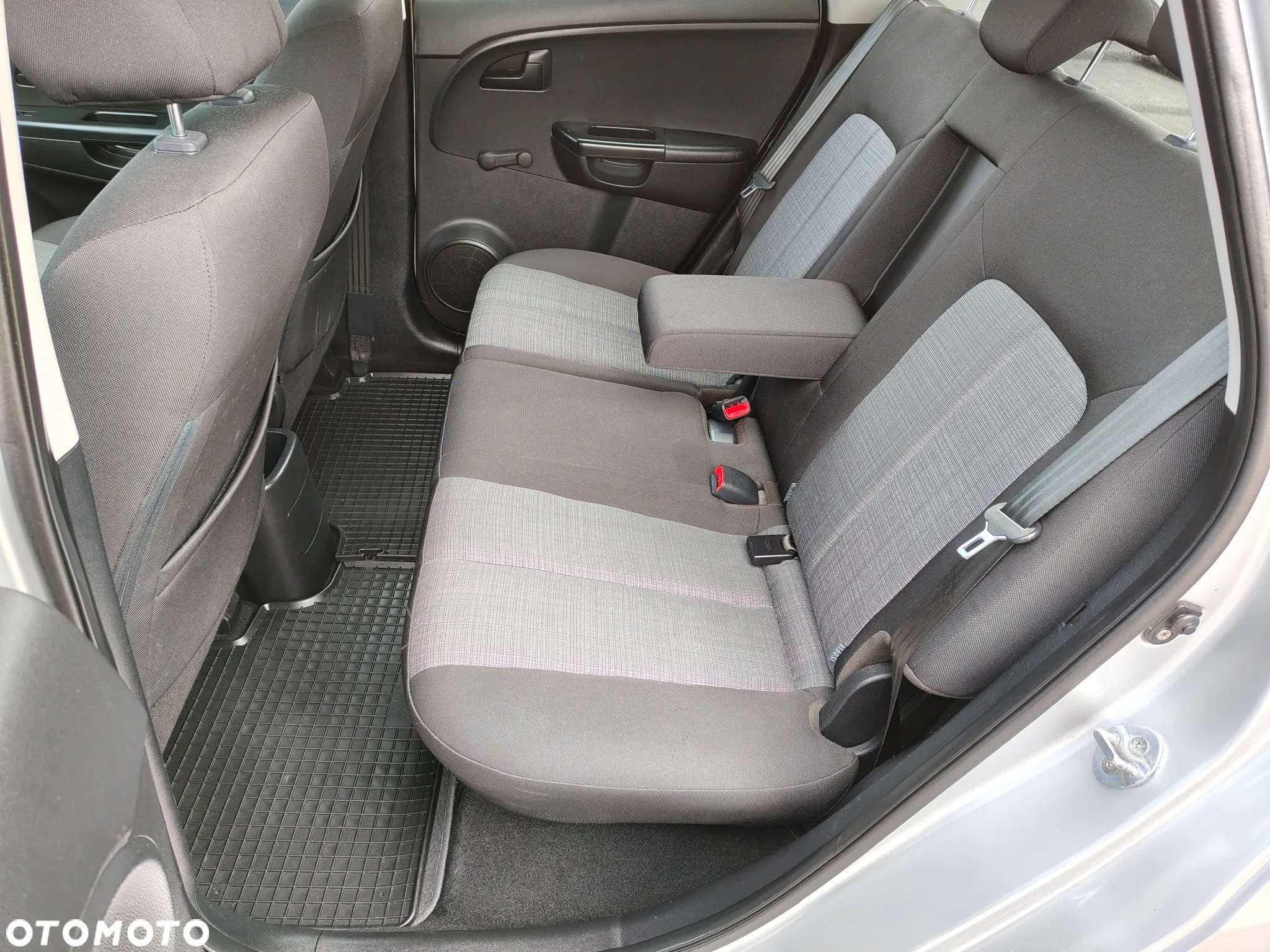 Kia Venga 1.4 L - 21