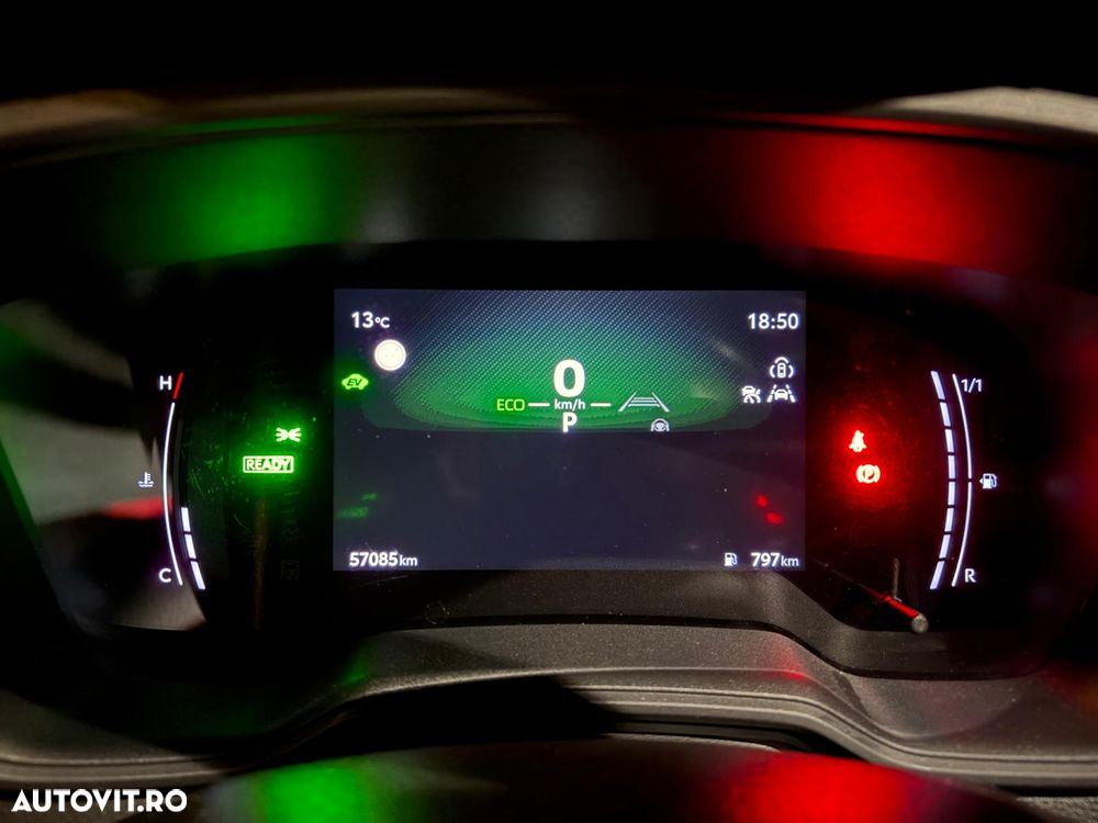 Toyota Corolla 1.8 HSD Eco - 7