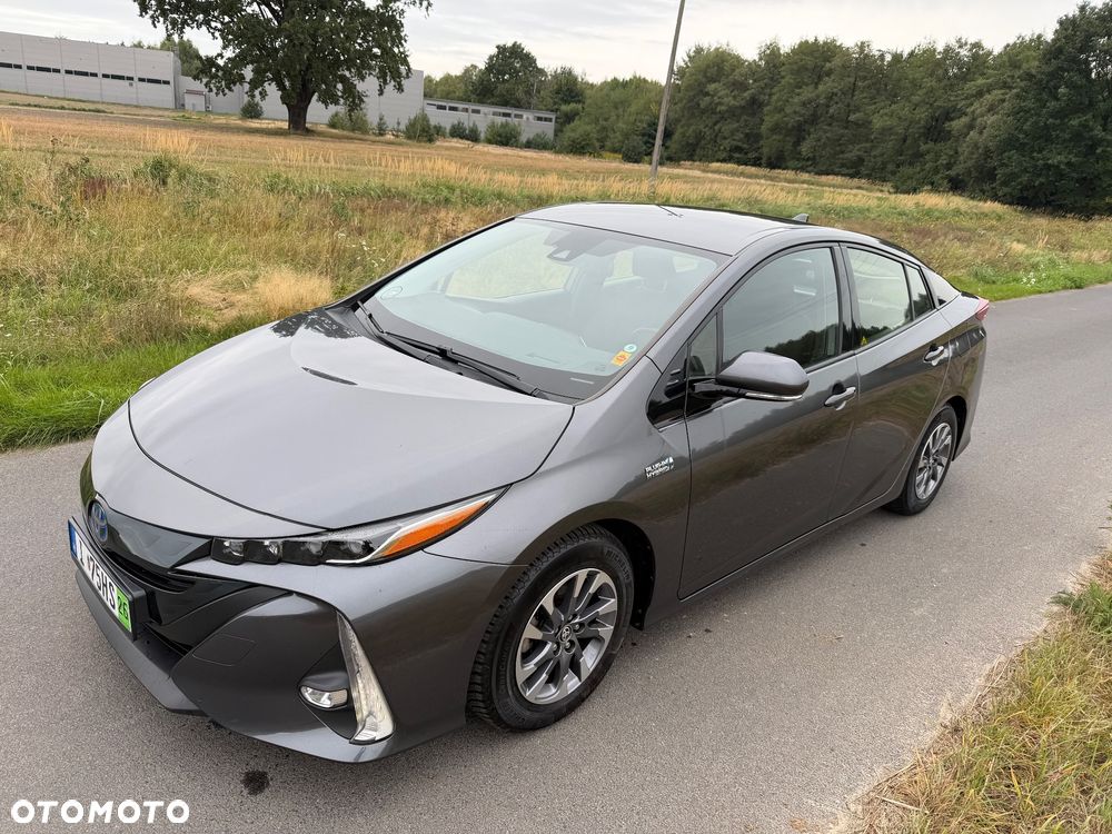 Toyota Prius Hybrid Executive - 5