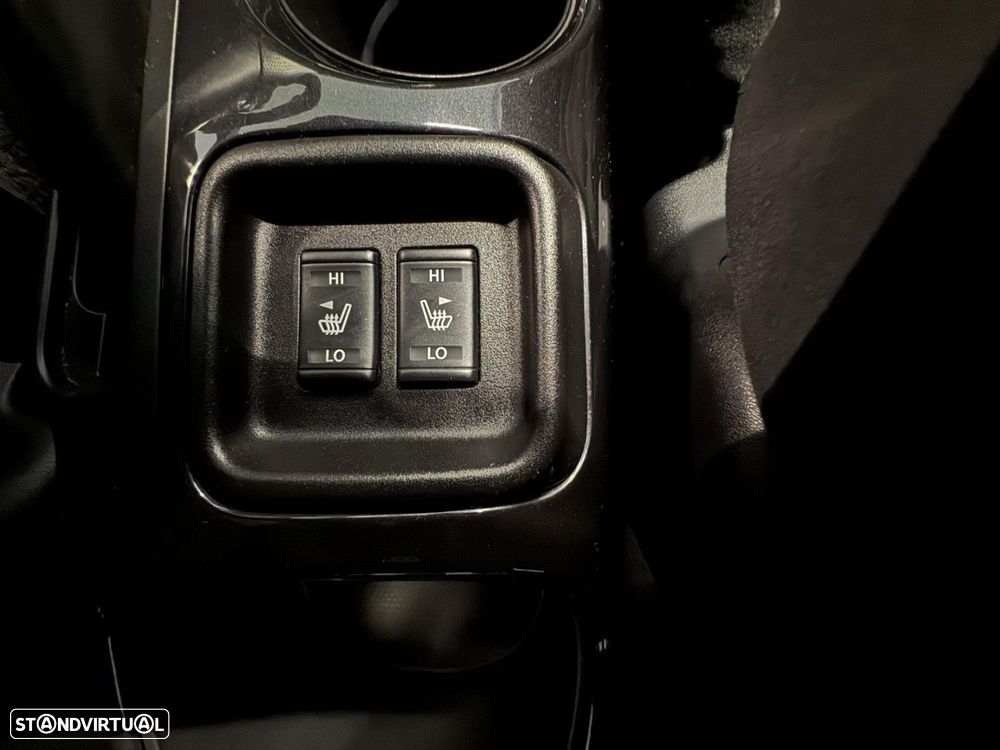 Nissan Juke 1.6 DIG-T Nismo RS - 12