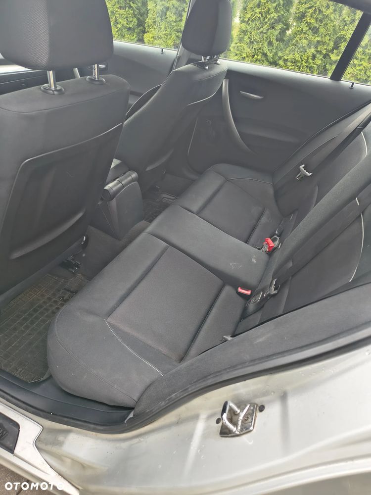 BMW Seria 1 118d - 10