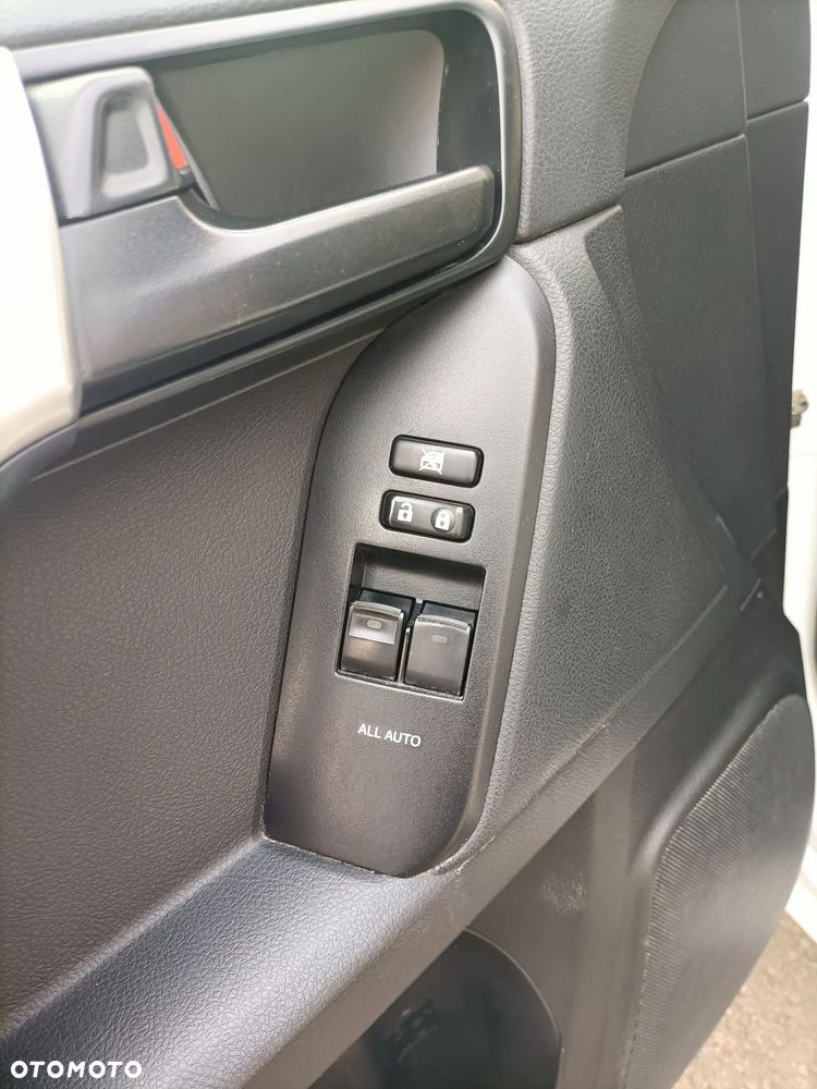 Toyota Land Cruiser 3.0 D-4D - 6