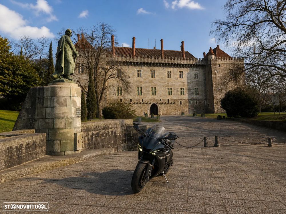 Yamaha YZF R1 - 7