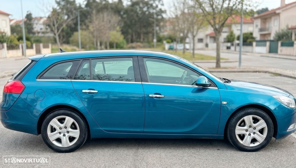 Opel Insignia Sports Tourer - 5