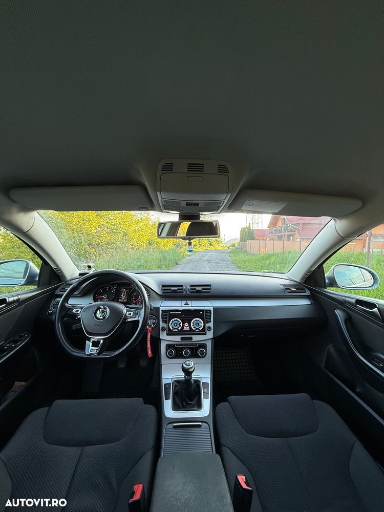 Volkswagen Passat 2.0 TDI Comfortline DPF - 10