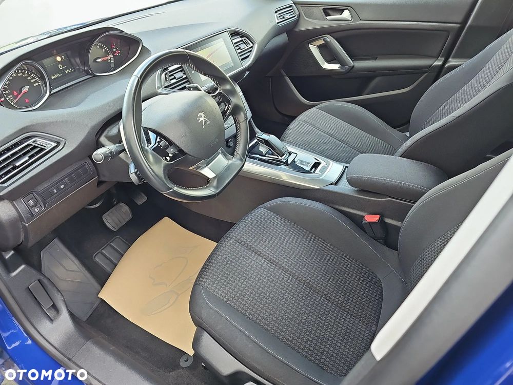 Peugeot 308 1.2 PureTech GPF Active Pack S&S EAT8 - 10
