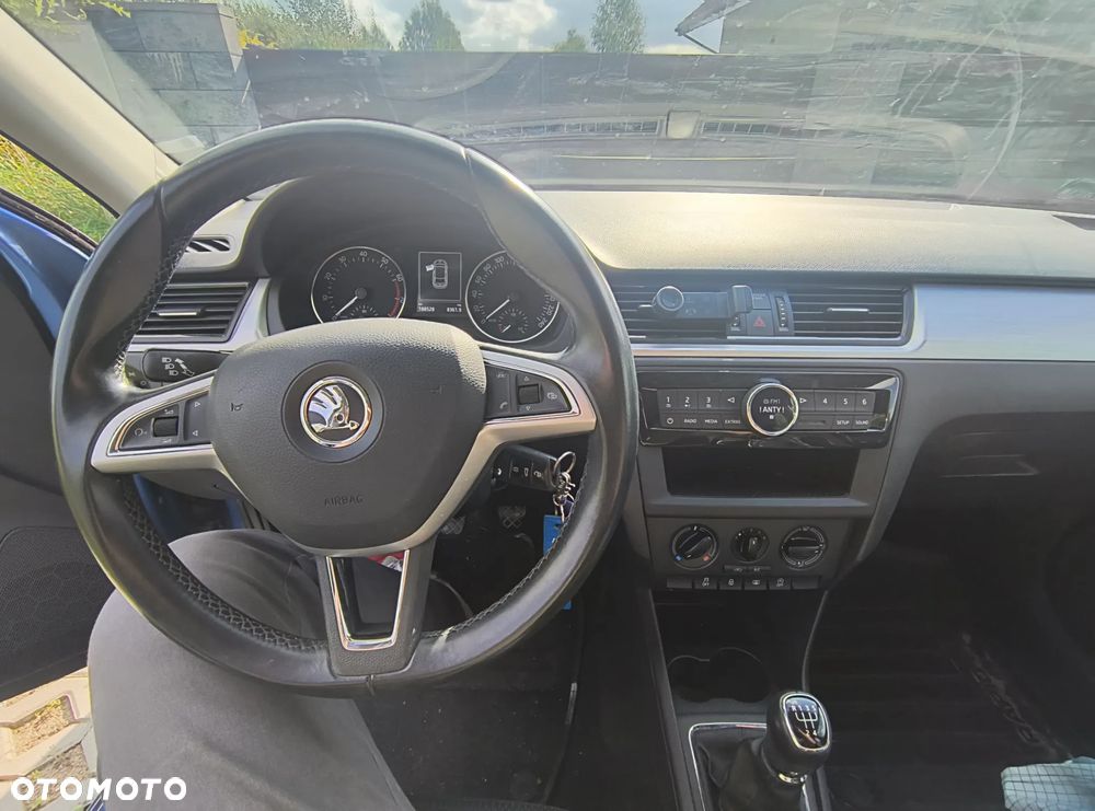Skoda RAPID Spb 1.2 TSI Ambition - 9