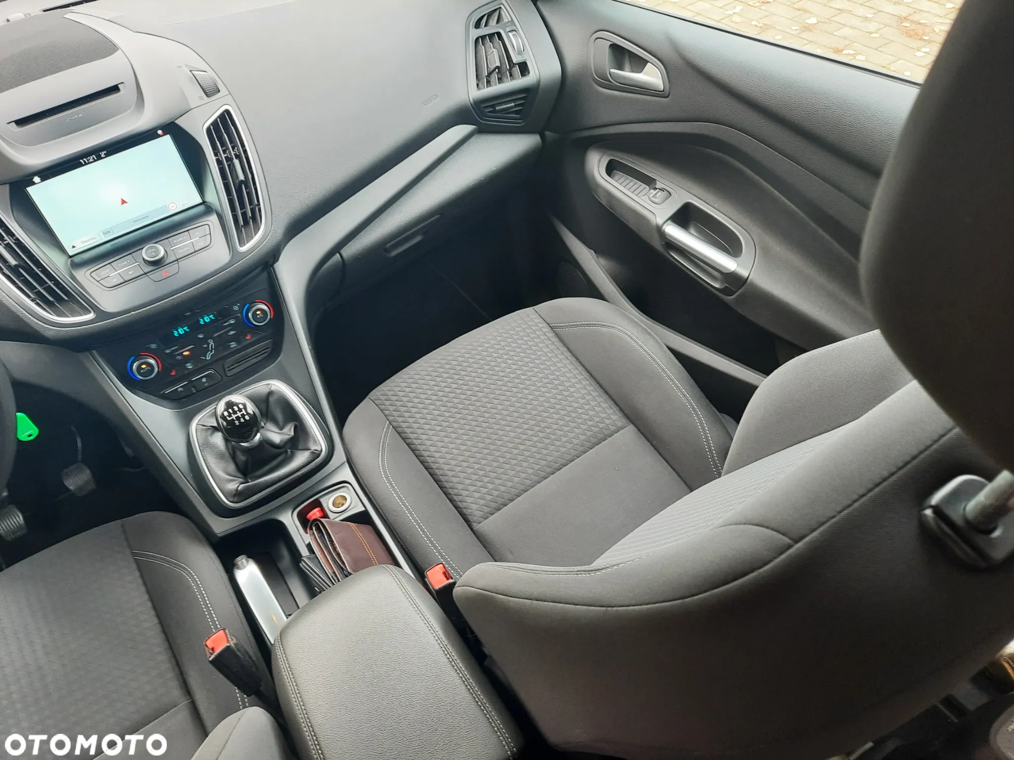 Ford C-MAX 1.5 TDCi Start-Stop-System COOL&CONNECT - 12