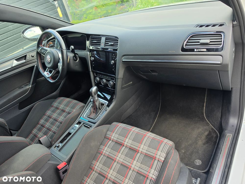 Volkswagen Golf 2.0 TSI BMT GTI Performance DSG - 13