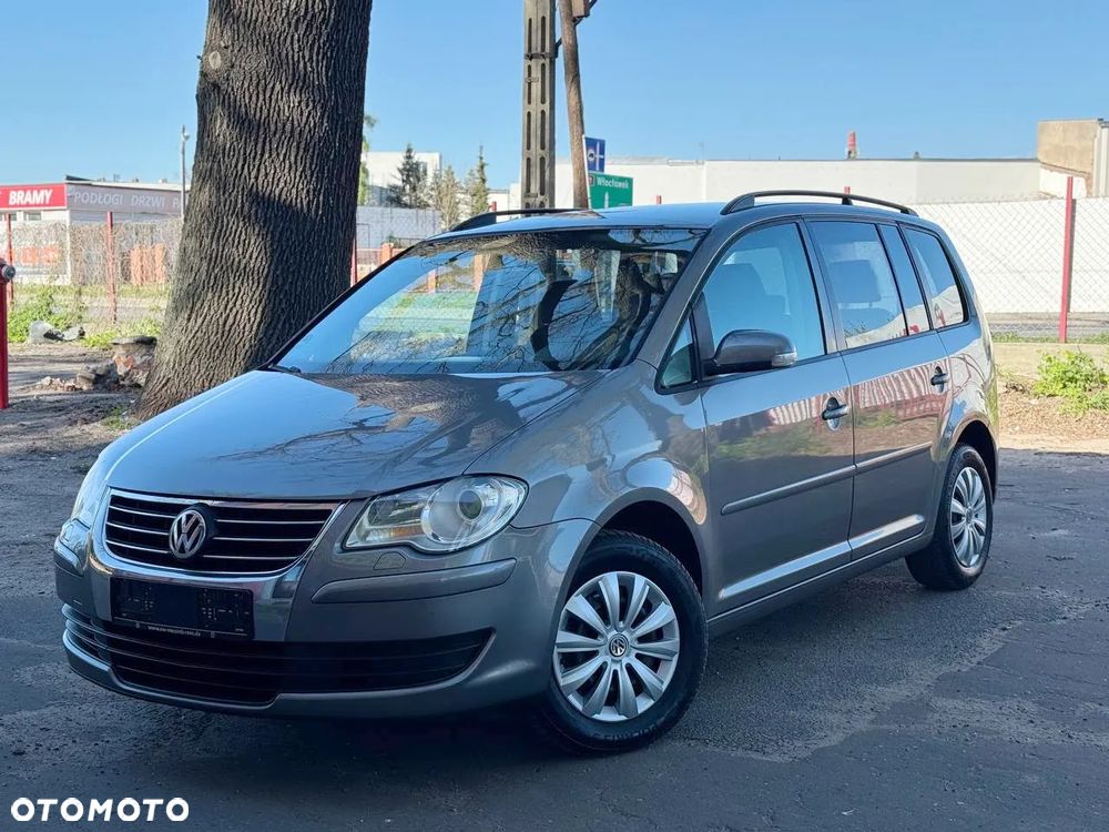 Volkswagen Touran 1.9 TDI Highline - 1