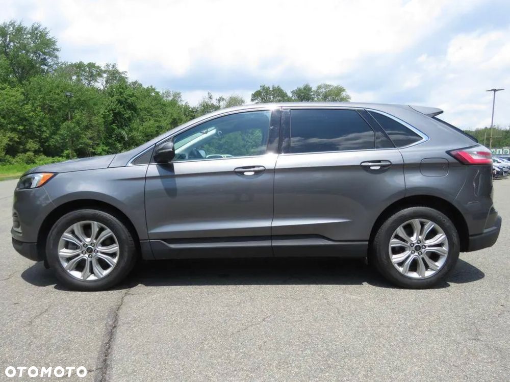 Ford Edge - 8