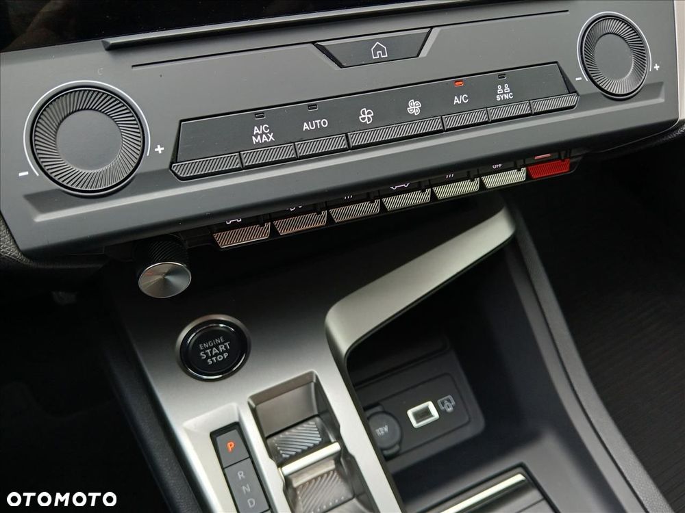 Peugeot 308 Hybrid 136 e-DSC6 Allure - 19