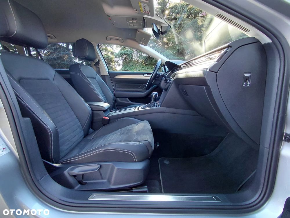 Volkswagen Passat 1.5 TSI EVO Elegance DSG - 14