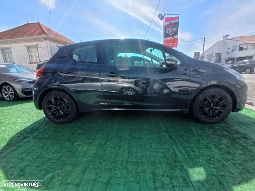 Peugeot 208 PureTech 82 Winter Edition - 8