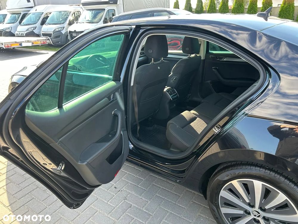 Skoda Superb 2.0 TSI Style DSG - 22