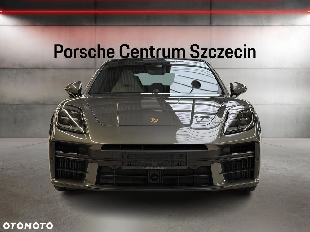 Porsche Panamera - 8
