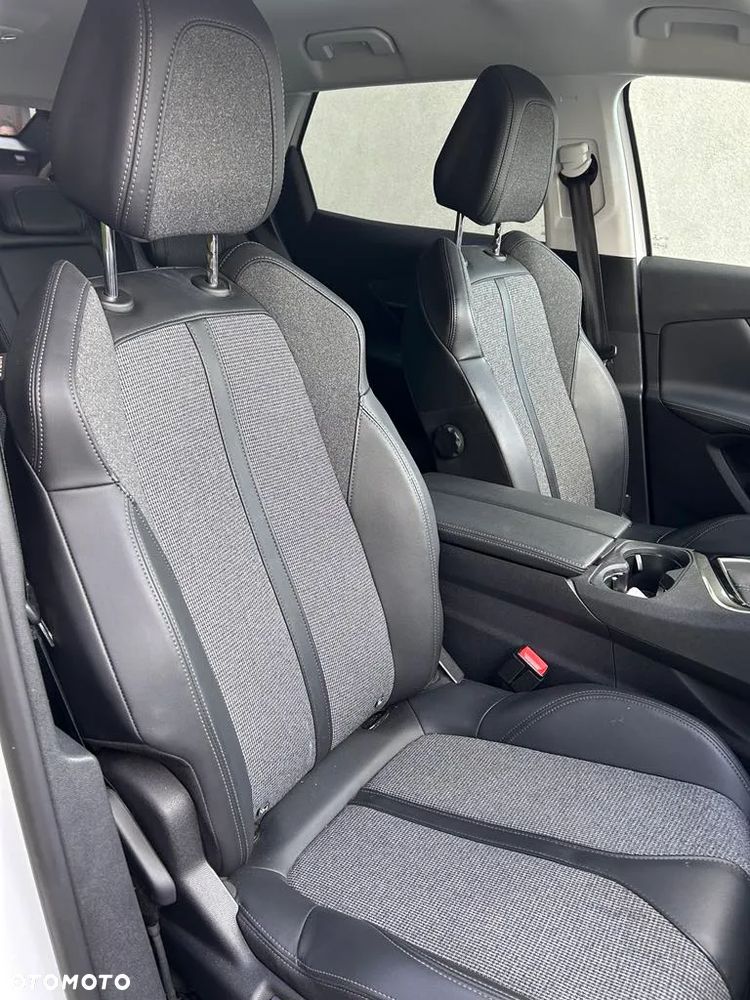 Peugeot 3008 1.5 BlueHDi Active S&S - 15