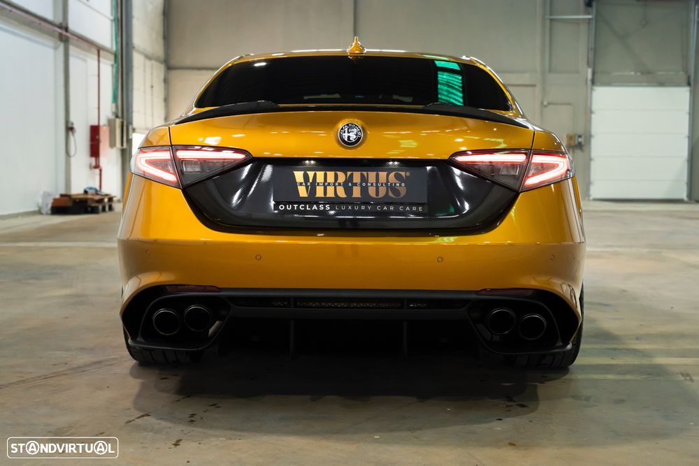 Alfa Romeo Giulia 2.9 V6 Bi-Turbo AT8 Quadrifoglio - 7