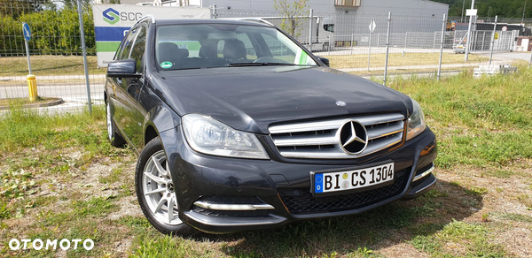 Mercedes-Benz Klasa C 180 T CGI BlueEFFICIENCY Avantgarde