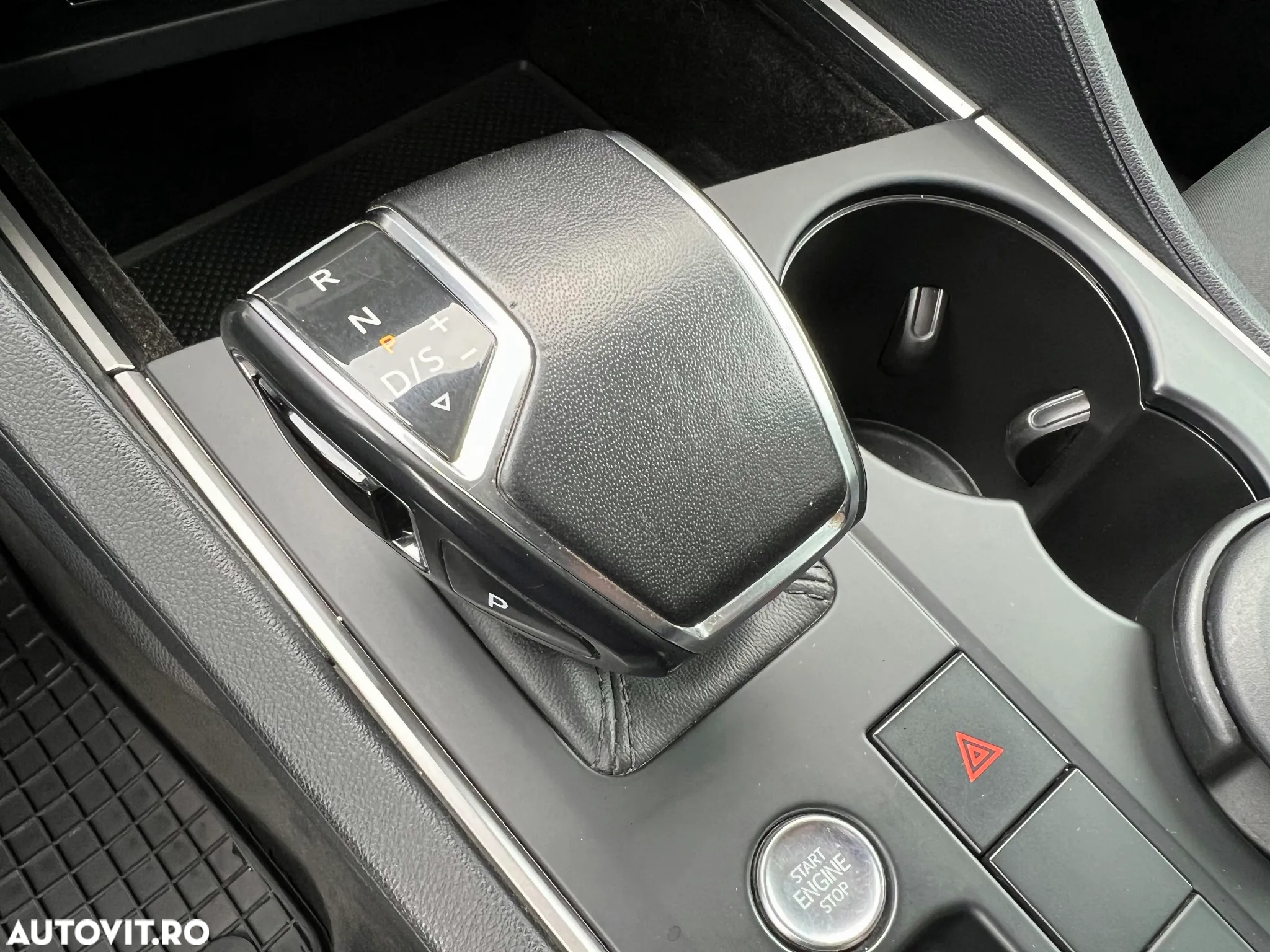 Volkswagen Touareg V6 TDI Style - 23