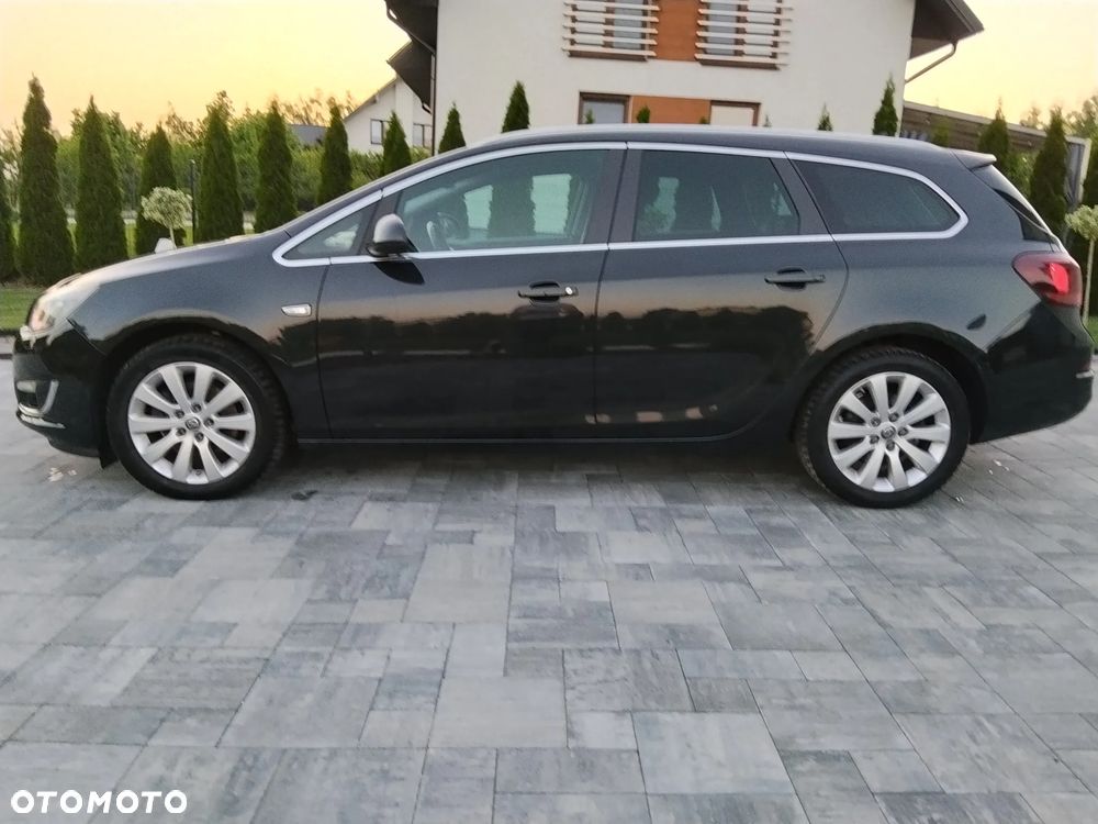 Opel Astra 1.6 CDTI DPF ecoFLEX TourerStart/Stop Edition - 11