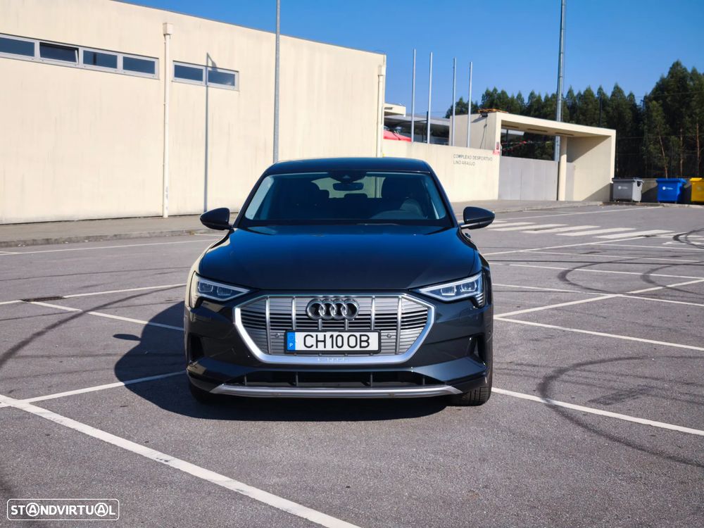 Audi e-tron 55 quattro - 1