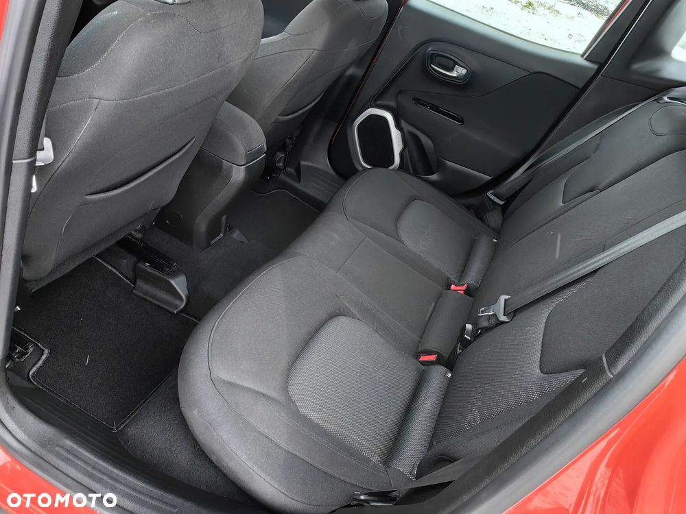 Jeep Renegade 1.4 MultiAir Longitude - 33