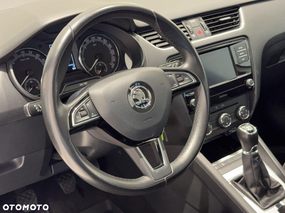 Skoda Octavia 1.6 TDI SCR Ambition - 19