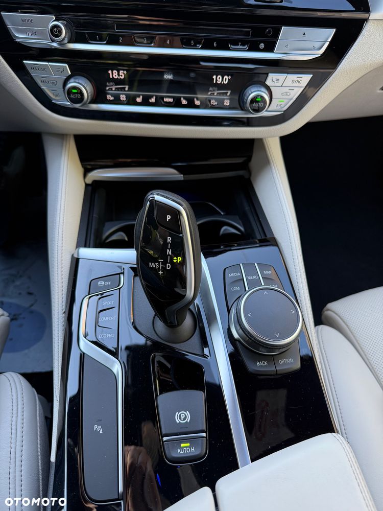 BMW Seria 5 - 21