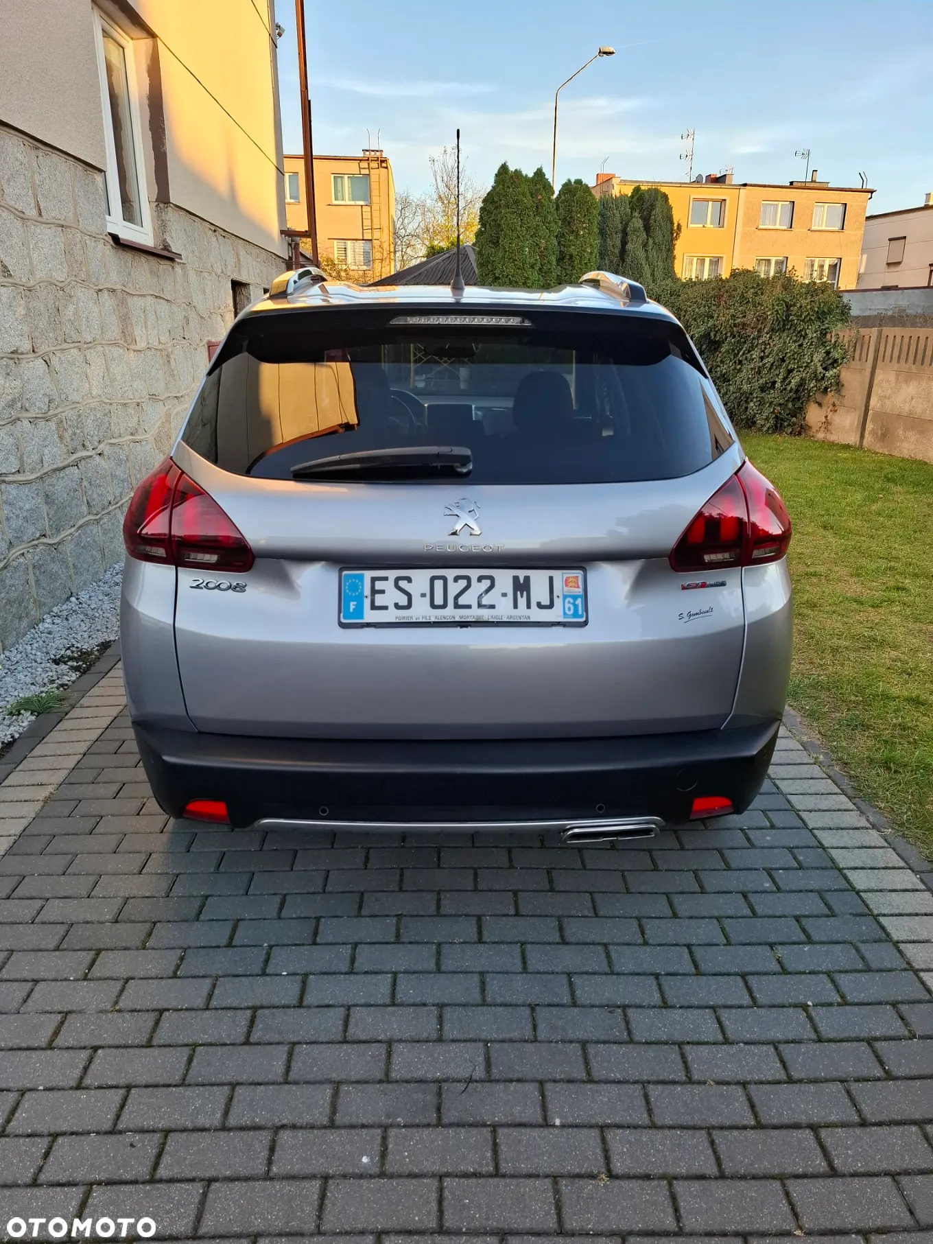 Peugeot 2008 PureTech 110 Stop&Start GT-Line Edition - 5