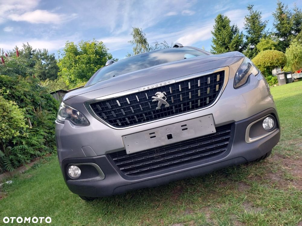 Peugeot 2008 1.2 Pure Tech Active S&S - 6