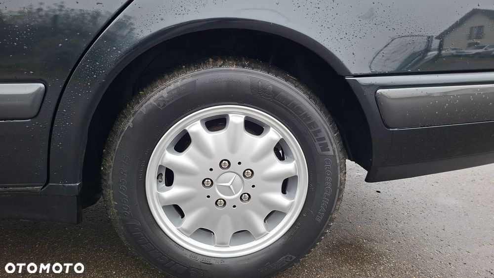 Mercedes-Benz Klasa E - 4