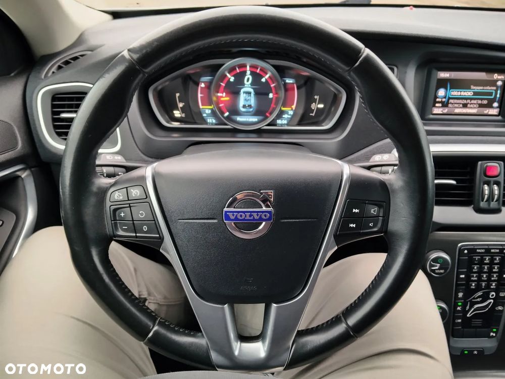 Volvo V40 D3 - 28