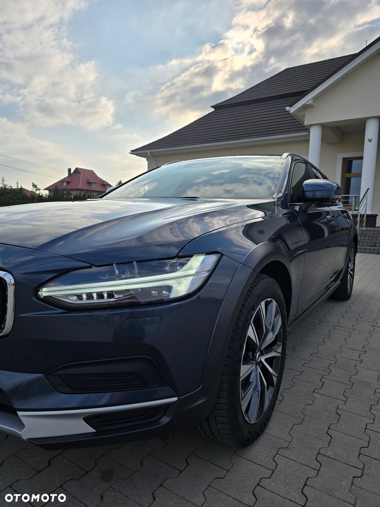 Volvo V90 Cross Country D5 AWD Geartronic - 4