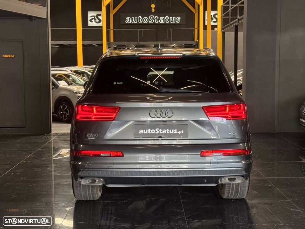 Audi Q7 3.0 TDI quattro S-line Tiptronic - 8