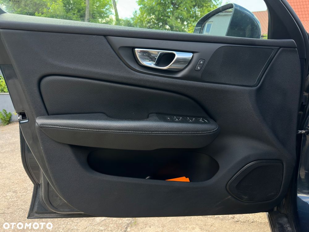 Volvo V60 D3 Geartronic Momentum Pro - 18