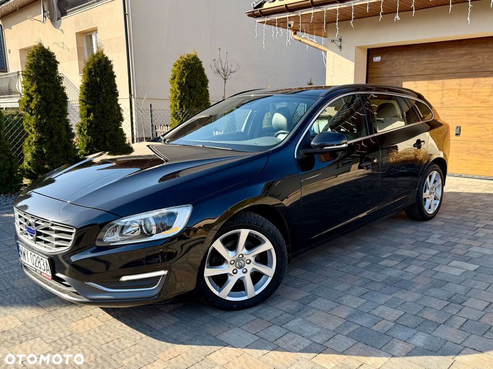 Volvo V60 D4 Business Edition - 1
